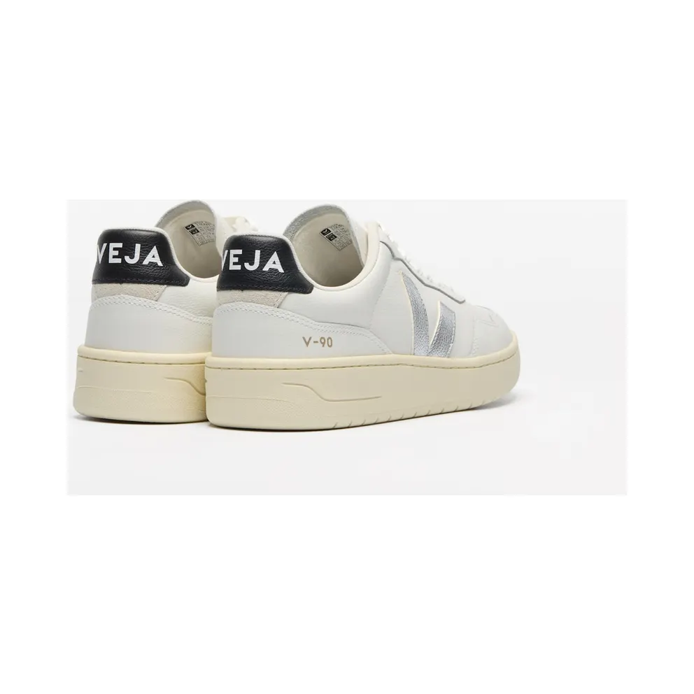 Veja V-90 O.T. Leather “Silver” (VD2020910A)
