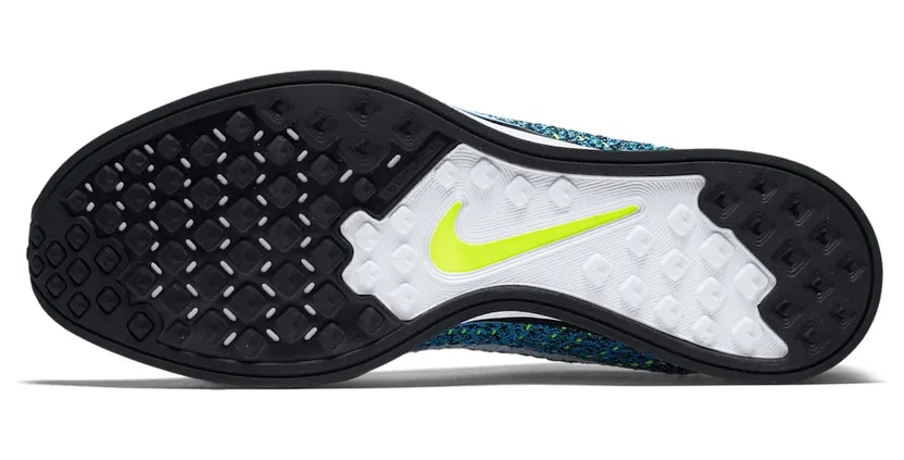 nike-flyknit-racer 526628-402