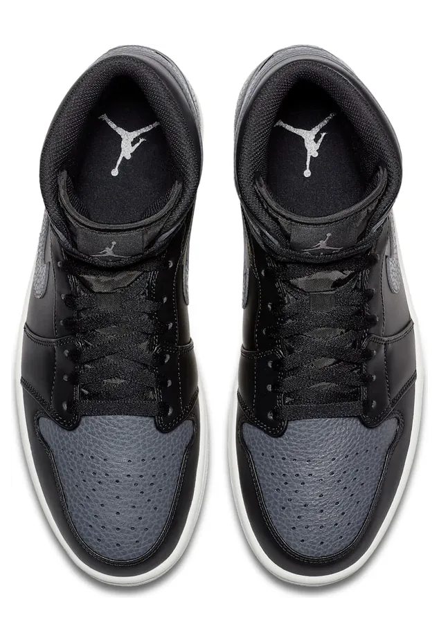 air-jordan-1 554724-041