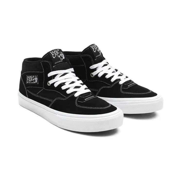 Vans Half Cab “Black” (VN0A5FCDY28)