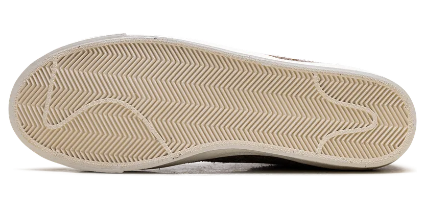 nike-blazer DM7581-200