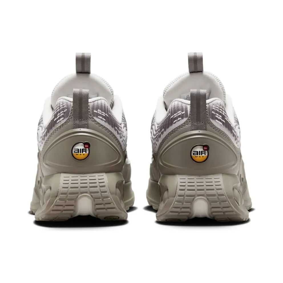 Nike Air Max DN SP “size? – Light Bone” (HQ0912-001)