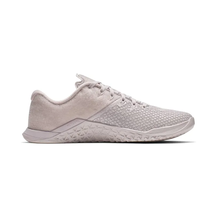nike-metcon BQ7978-500