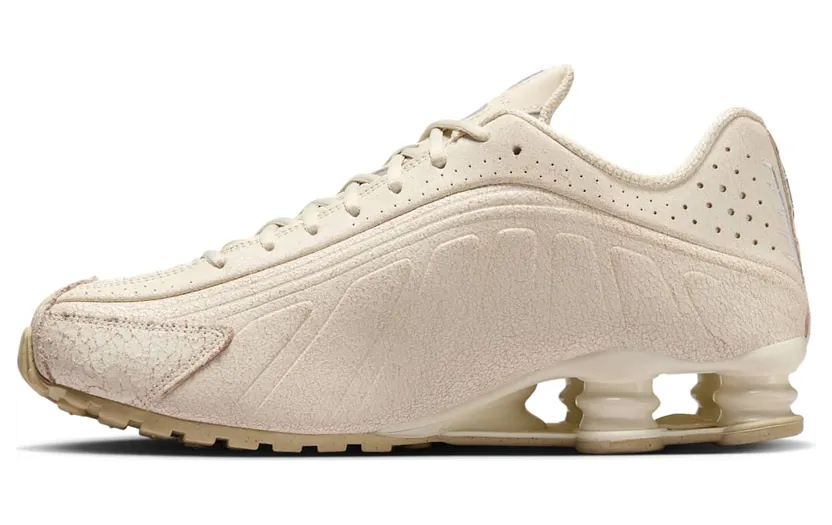 Nike Shox R4 “Natural Metallic Silver” (IO4544-100)