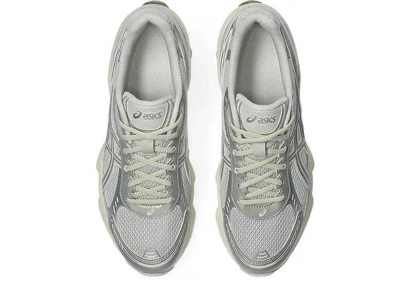 ASICS GEL-KINETIC FLUENT “Lake Grey / Beeswax” (1203B083-300)