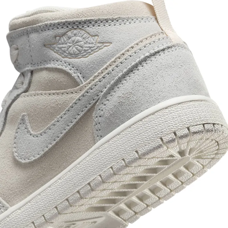 air-jordan-1 FN7494-100