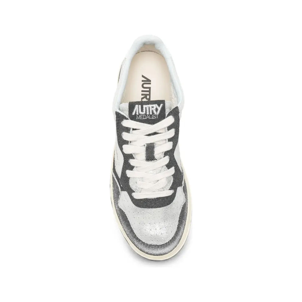 Autry Medalist “Silver/Black” (AULW YB04)