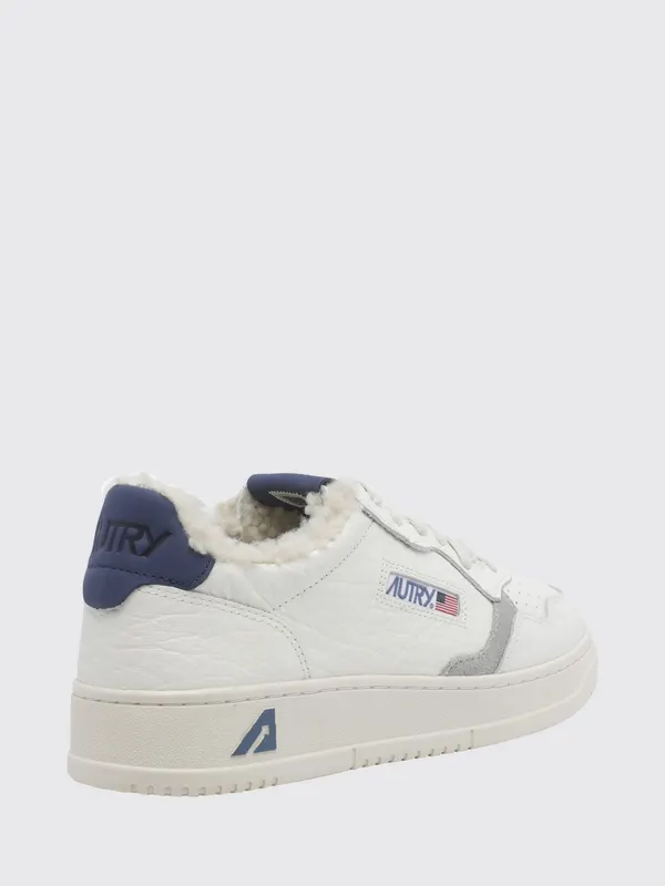 Autry Medalist Low in Grained Leather with Shearling Lining White (AUXMNE20)