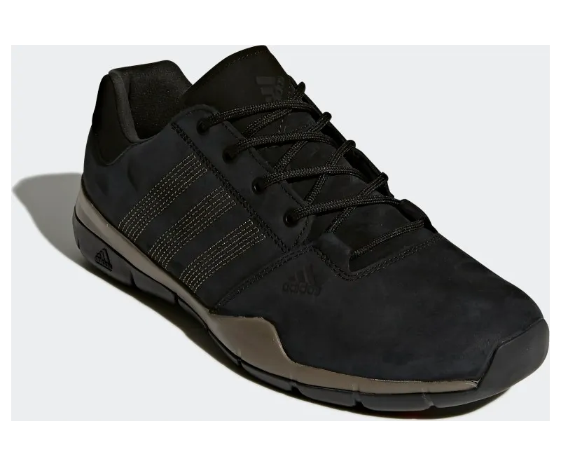 adidas-sneaker M18556