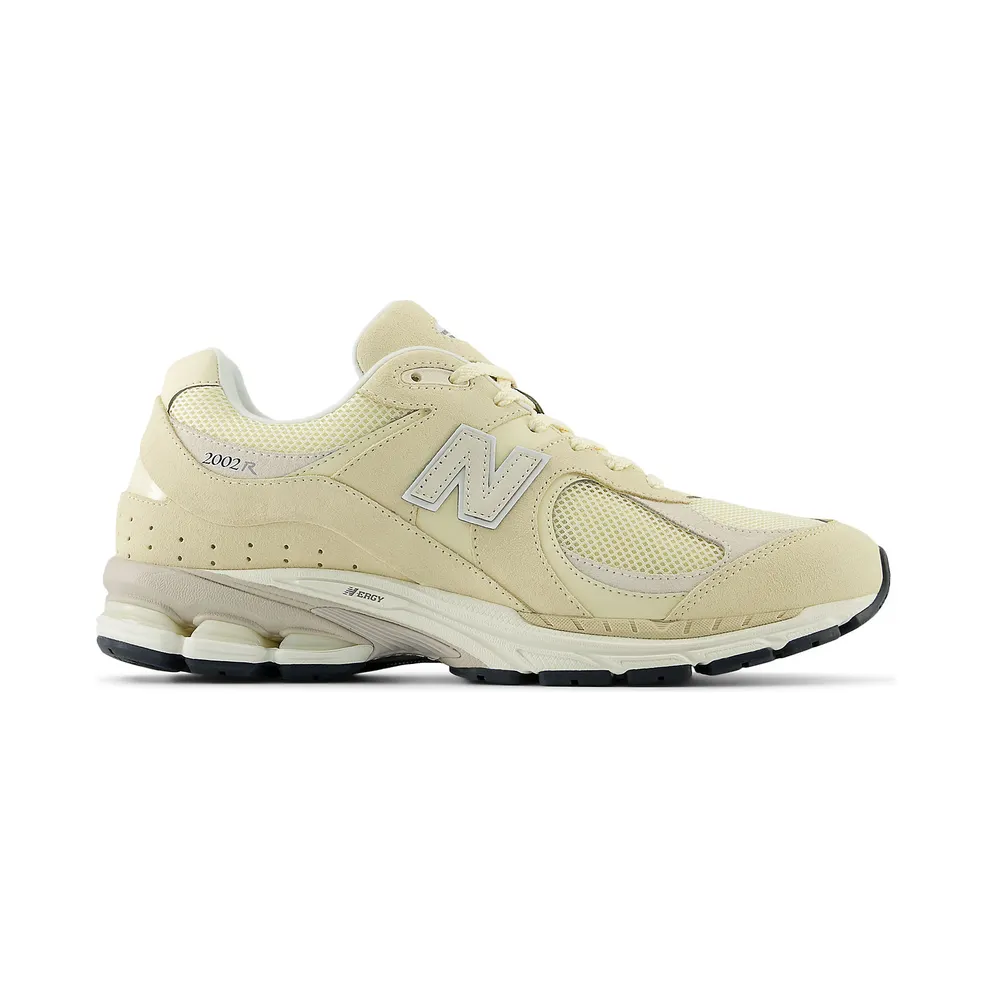 New Balance 2002R “Beige” (M2002RFI)