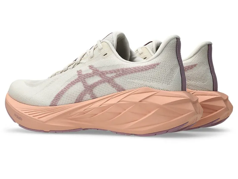 ASICS DYNABLAST 6 “Soft Oat / Cantaloupe” (1012C010-250)