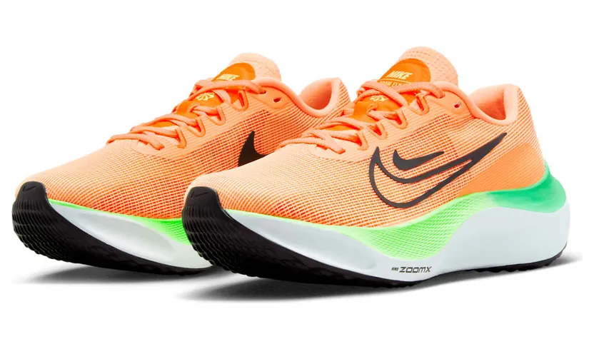 nike-zoom DM8974-800