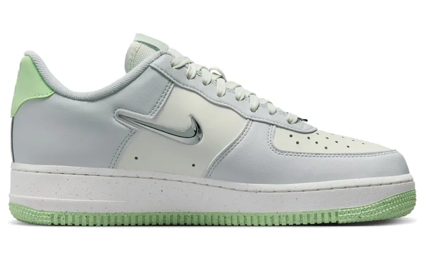 nike-air-force FN8540-001