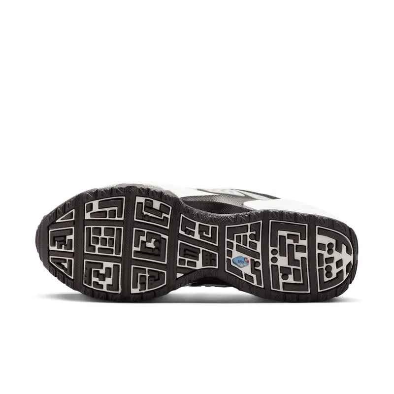 Nike Air Max SNDR “Black/White” (HJ8080-200)