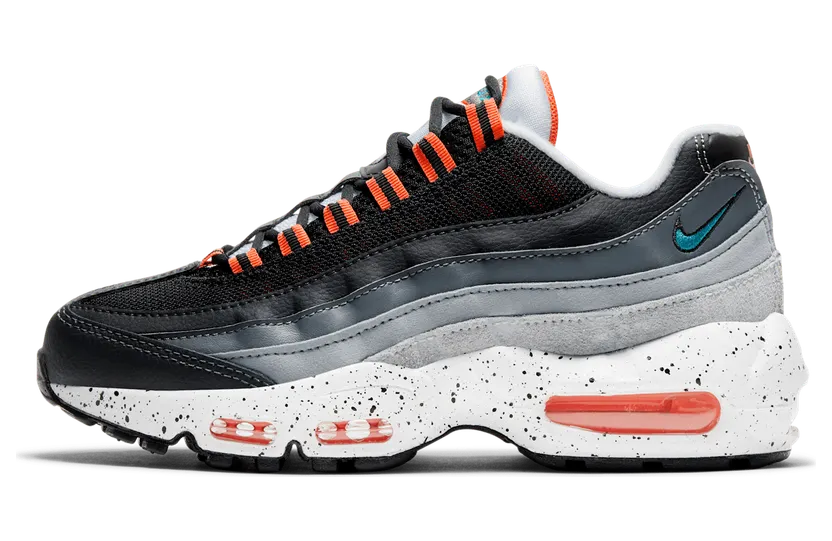 Nike Air Max 95 Recraft Zwart (CJ3906-008)