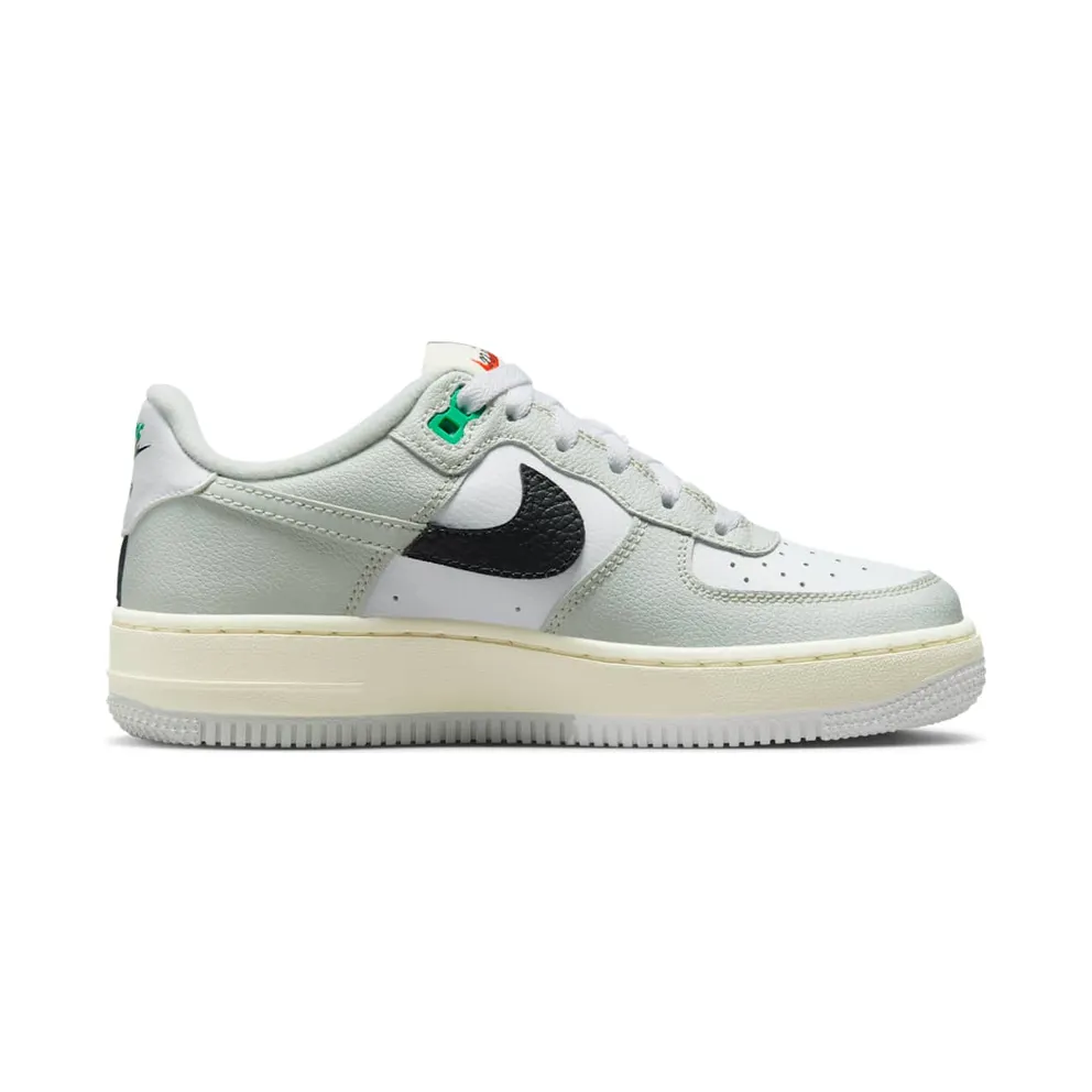 Nike Air Force 1 Low GS “Split – Light Silver” (DZ2660-001)