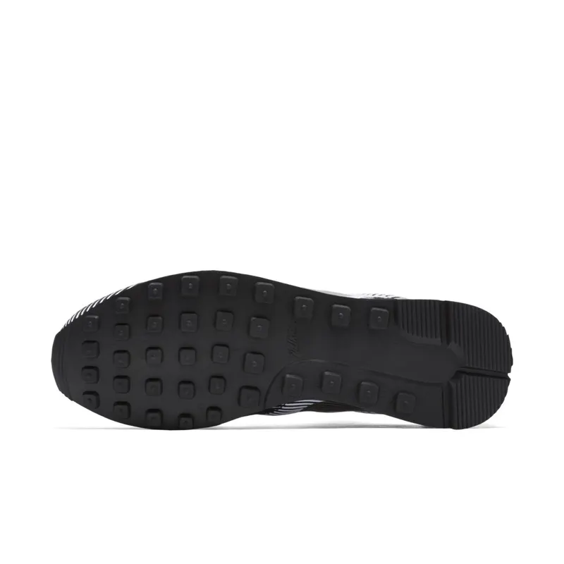 Nike Internationalist Kjcrd M Qs Black Black White Black/Black/White (829344-001)