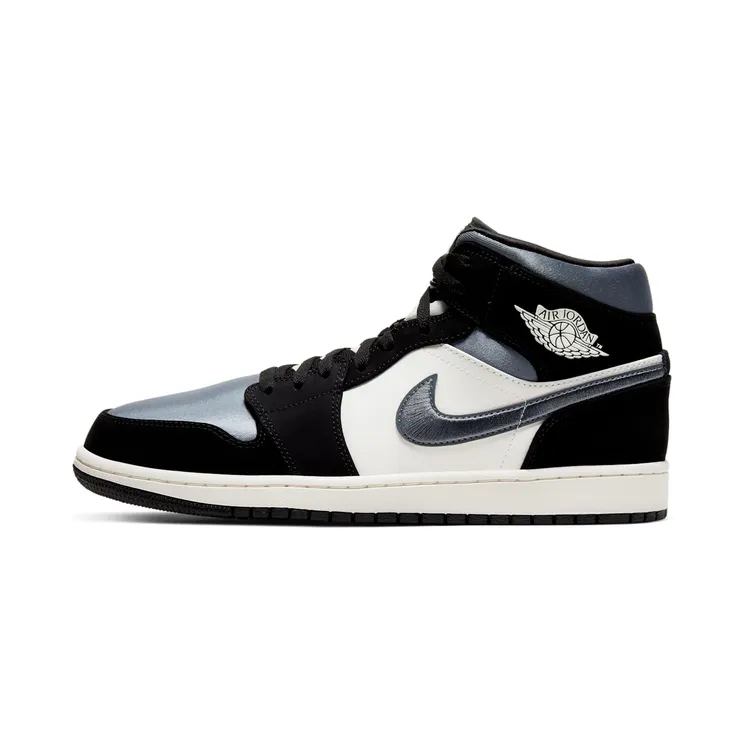 Air Jordan 1 Mid SE “Black / Sail / Smoke Grey” (852542-011)
