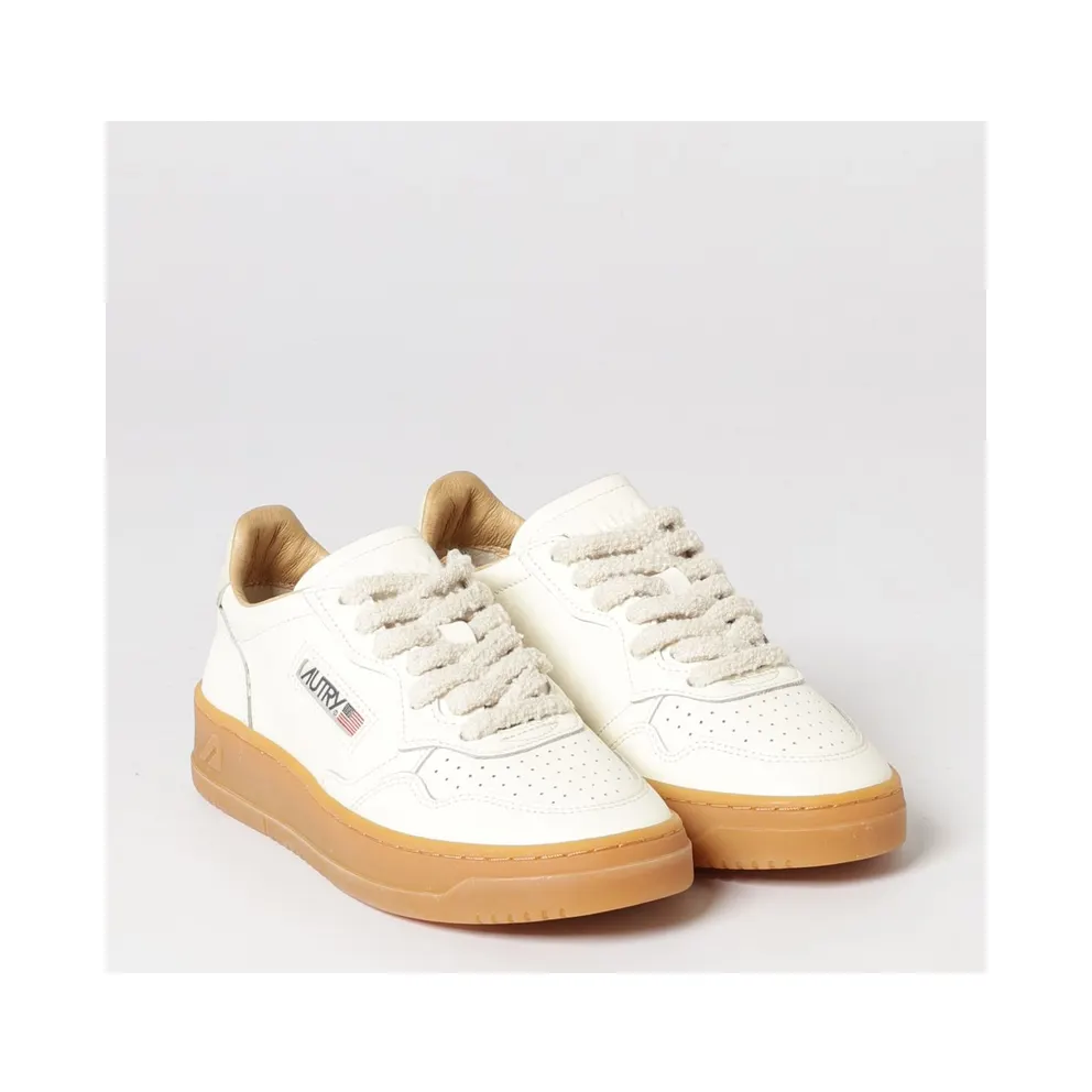 Autry Medalist Low Leather Sneakers White (AULWBD01)