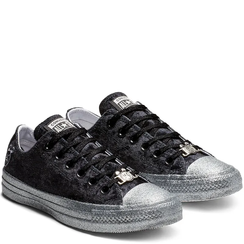 Converse Chuck Taylor All-Star Ox Miley Cyrus Black Silver (W) Black/Silver-White (563722C)