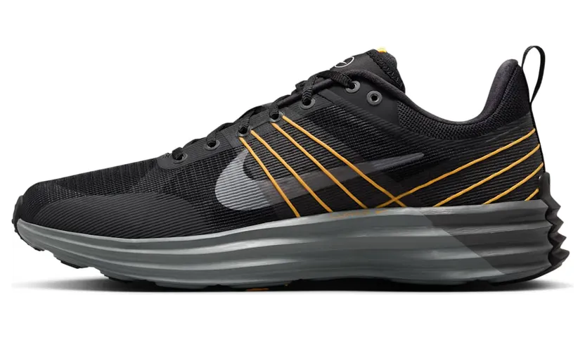 nike-sneaker HM0713-003