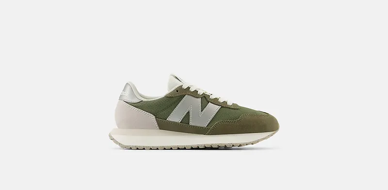 NEW BALANCE 237 “Brown 319 / METALLIC SILVER – 877 C P” (WS237MSW)