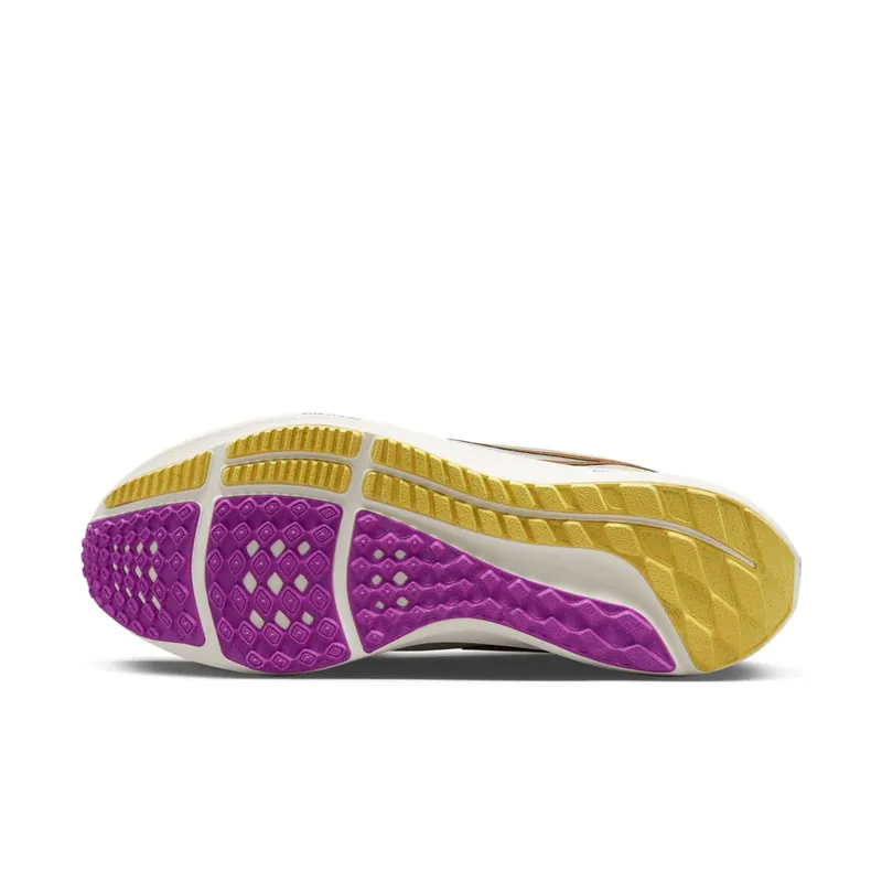 Nike Pegasus 39 Premium Nike Moving Company (DV8922-100)