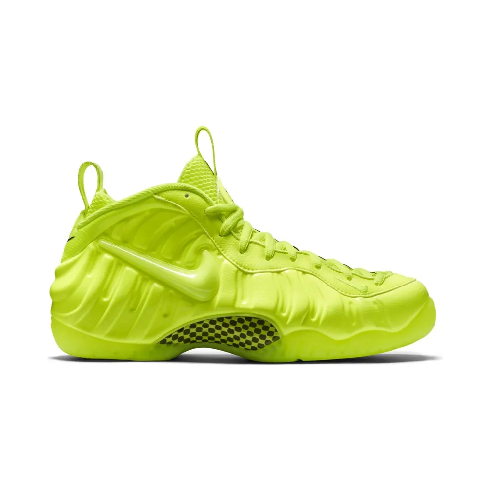 Nike Air Foamposite Pro ‘Volt’ (2014) (624041-700)