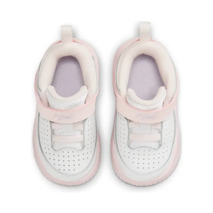 air-jordan-max-aura FD8791-100