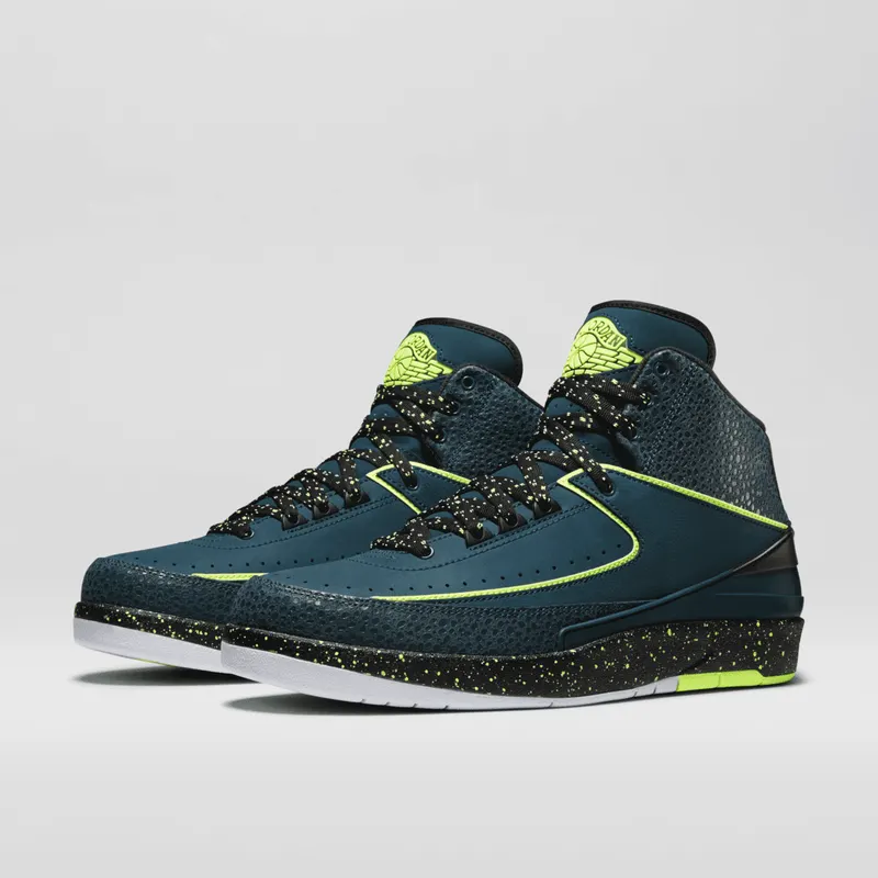 Jordan 2 Retro Nightshade Nightshade/Volt Ice-Black-Pure Platinum (385475-303)