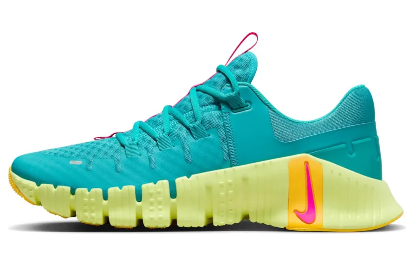 Nike Free Metcon 5 “Dusty Cactus Fierce Pink” (DV3949-302)