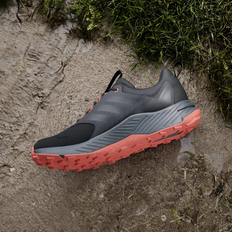 Adidas Terrex Tracefinder 2 CLIMAPROOF Trail Running Shoes Core Black / Core Black / Semi Impact Orange (JR9134)