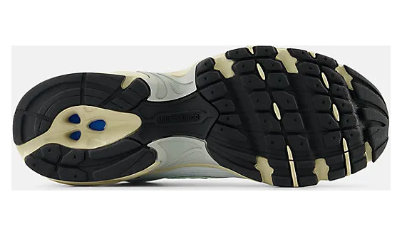 new-balance-530 MR530EC