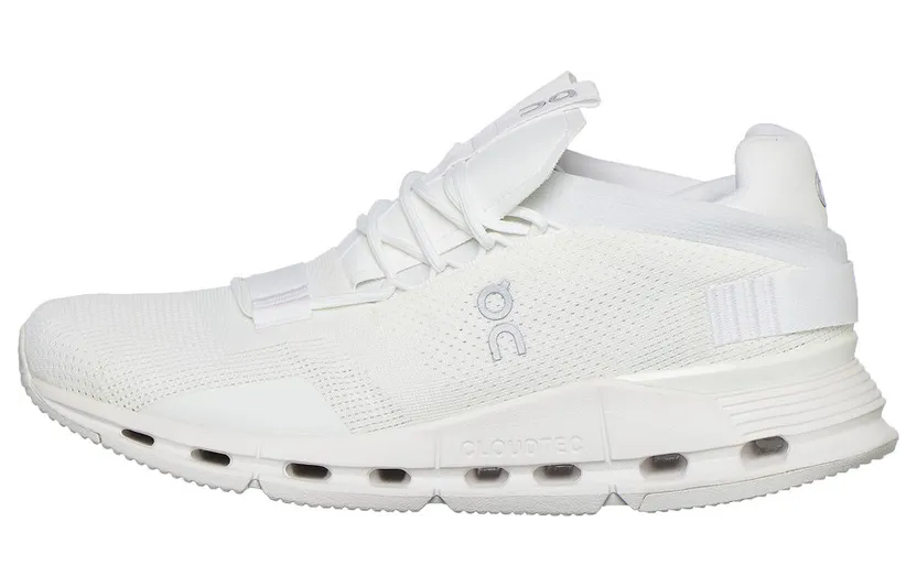 on-running-sneaker 2699118