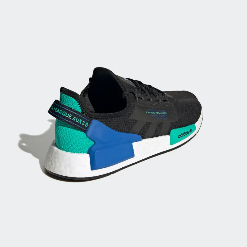 Adidas NMD_R1 V2 ‘Black Cyan’ Core Black/Core Black/Cloud White (FY5922)