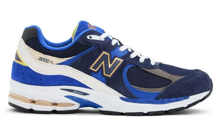 New Balance 2002 Zwart (U2002R-FP)