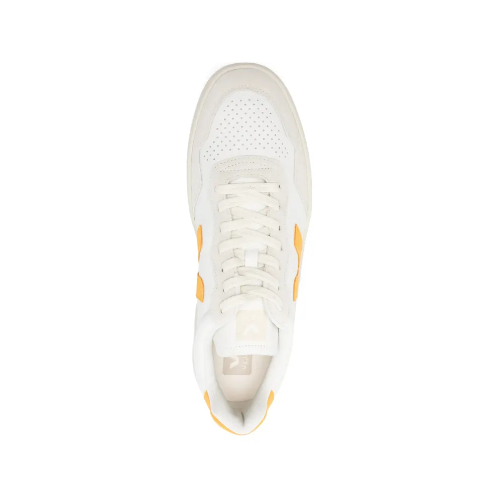Veja V-90 Logo-detail “White/Orange” (VD2021361)
