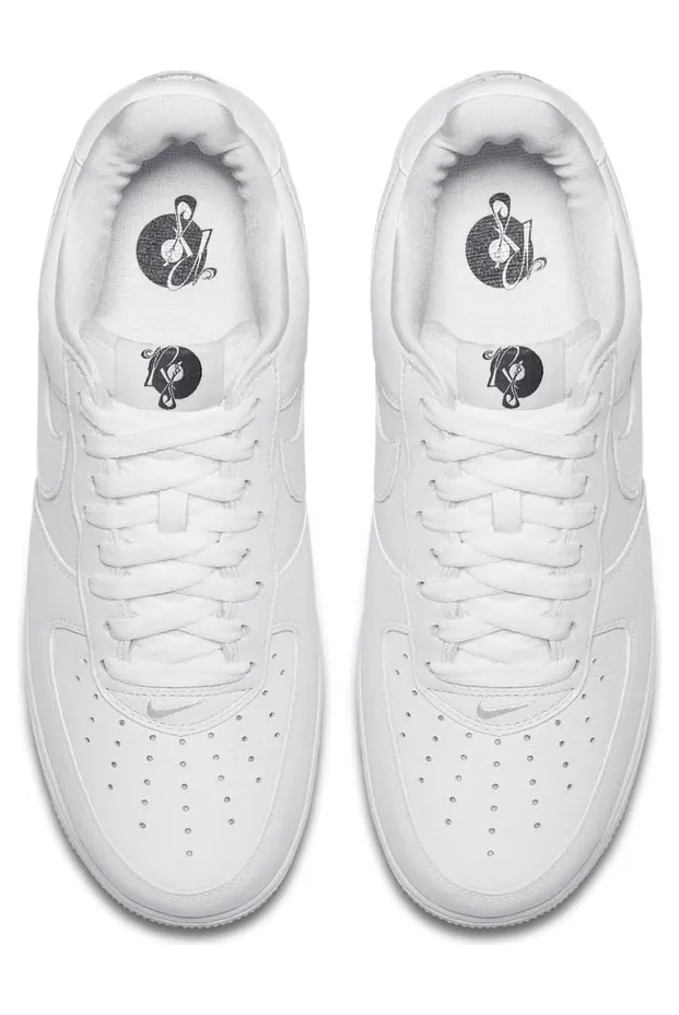 nike-air-force AO1070-101