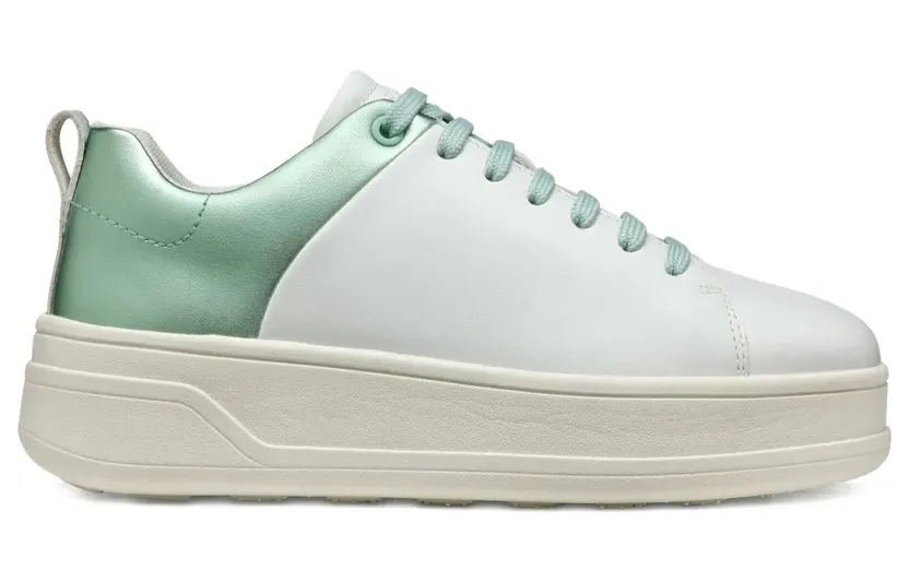 Geox Sneakers mit Metallic-Einsätzen – Schwarz (D46WVB0BCBN)