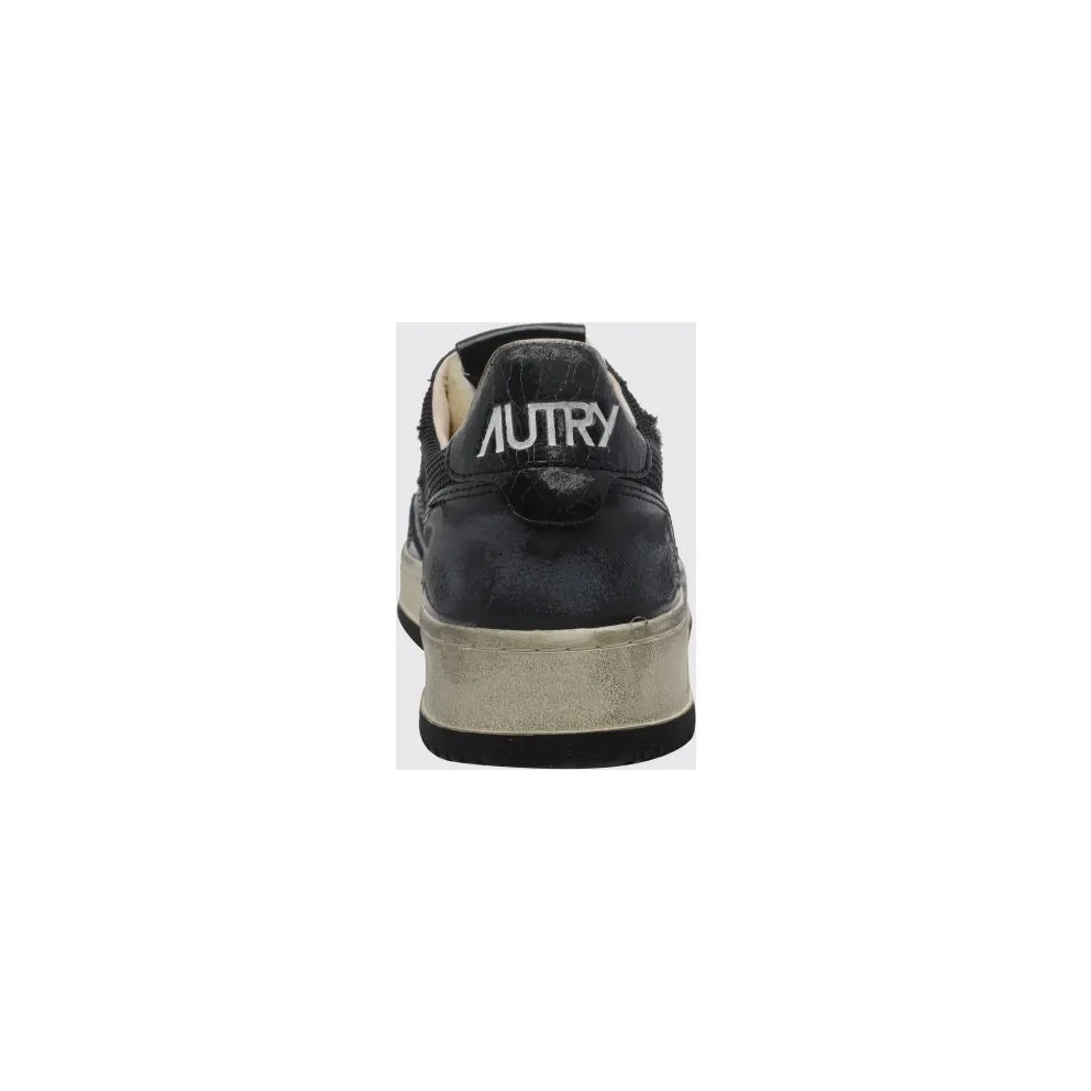 Autry Medalist Low Super Vintage Calfskin with Worn Effect Black 1 (AVLMKH01)