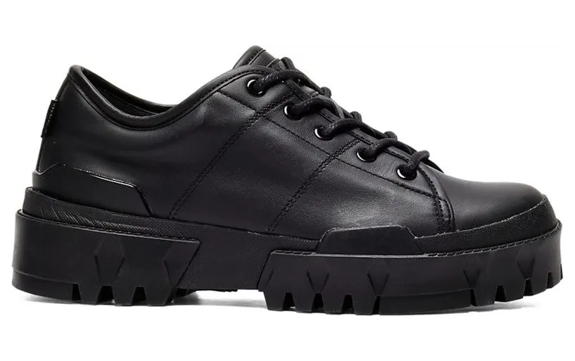 onitsuka-tiger-sneaker 1183C528-001