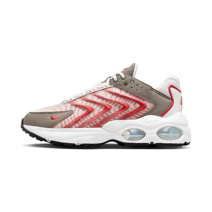 Nike AIR MAX TW “Light Bone / Olive Grey / Summit White / Red Clay” (DQ3984-002)
