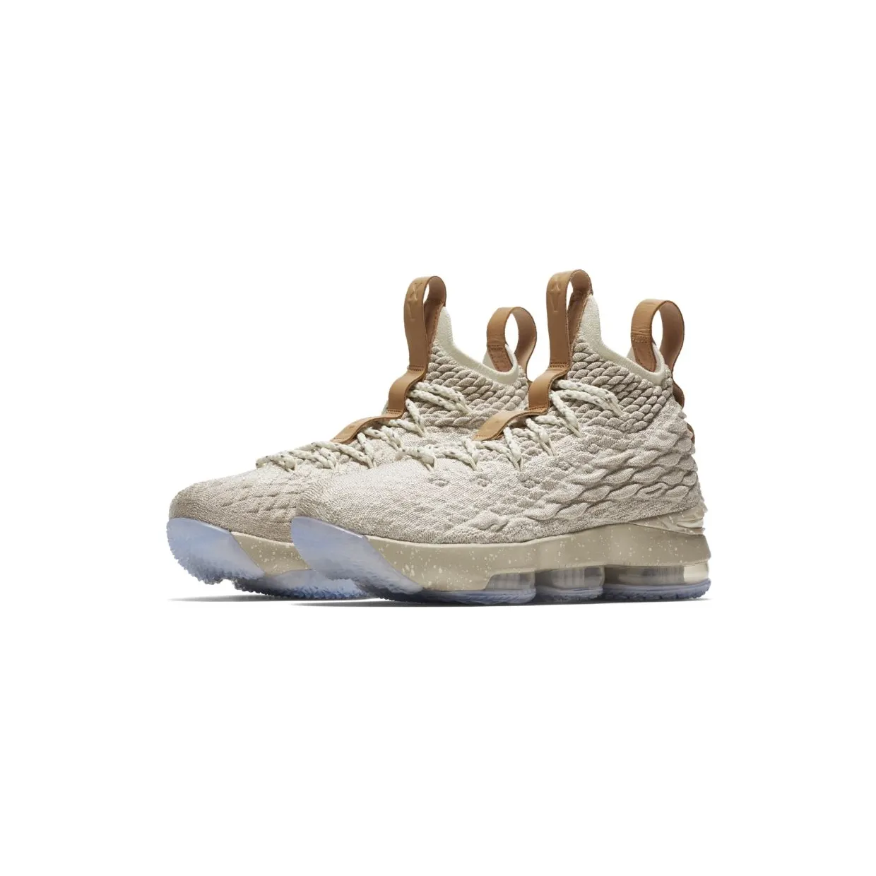 nike-lebron-15 922811-200