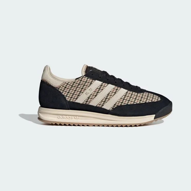 adidas SL 72 RS “Core Black / Wonder White / Crystal Linen” (KJ1667)
