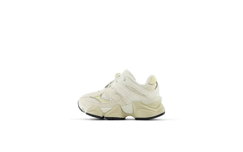 New Balance 9060 Sea Salt Linen (IV9060EK)