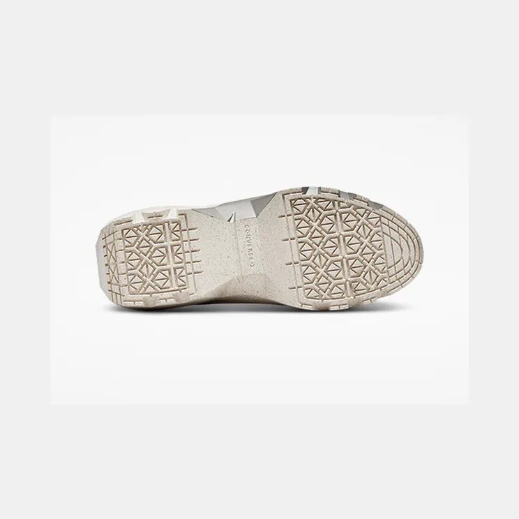 converse-sneaker A04136C