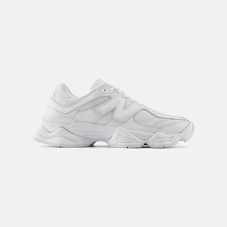 New Balance 9060 Triple White (U9060NRJ)