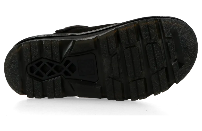 dr-martens-sneaker 31657001