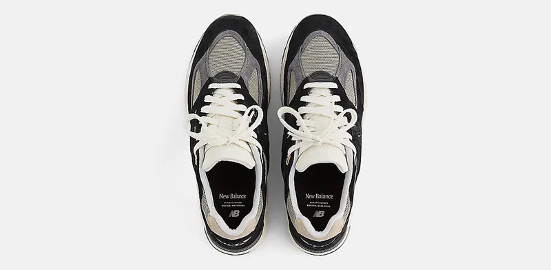 New Balance 990 v2 “Teddy Santis – Black” (M990TE2)