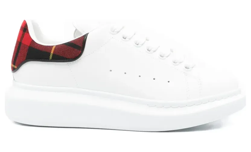 Alexander McQueen Oversized Sneakers mit Schottenkaro – Weiß (553770WIAJQ)